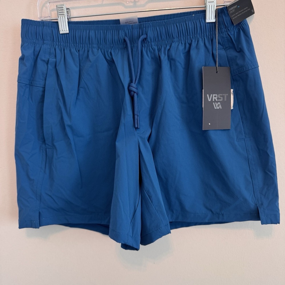 VRST Men's 5" Everyday Short Blue Tide Size Medium NWT Quick Dry Stretch Chino